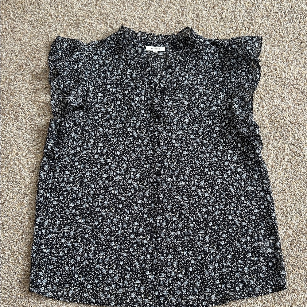 Pleione floral blouse sz: M